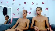 Coppia di twink latini camboy