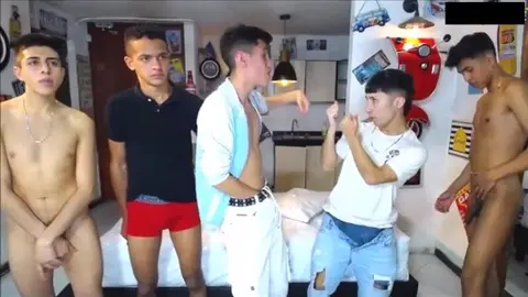 Grupo de twinks bem quentes - Sextwinksx show