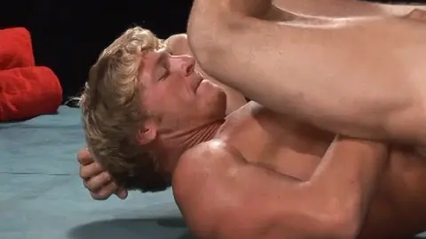 Kris Jamieson & Gavin Waters - Boxeurs bien chauds