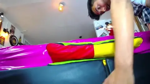 Orgie de twinks latinos camboys