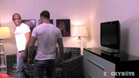 Tristan Jaxx baise Leo Forte 2