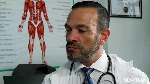 Nicholas Bardem & Paco Rabo - il dottor Bardem visita Paco