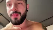 Scopando un ragazzo sexy tatuato