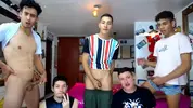 Orgía caliente de camboys latinos en grupo