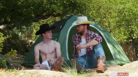 Twink texano Johnny Donovan - especial de diciembre, brokeback mounting con el twink de Texas