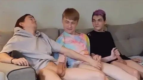 Trisal bem quente com Matty e Aiden