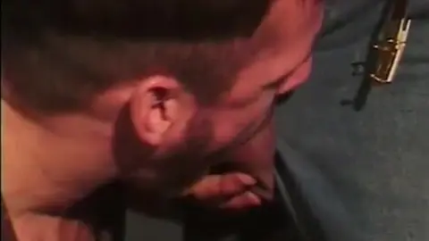 Bear muscolosi si scopano forte tra loro