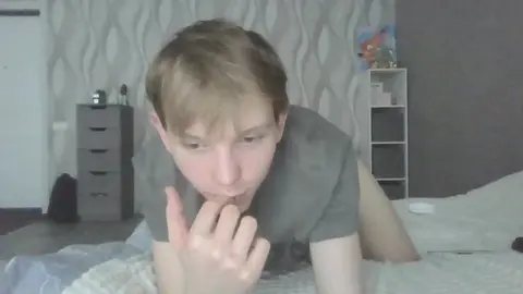 Twink camboy sexy SweetBoy70 en show caliente