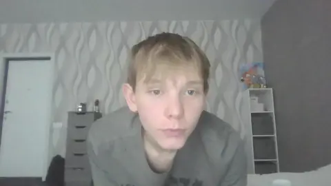 Twink camboy sexy SweetBoy70 en show caliente