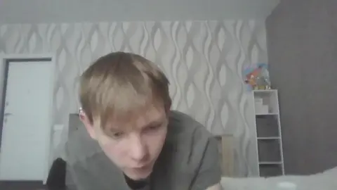 Twink camboy sexy SweetBoy70 in show bollente