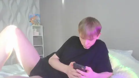 Twink Sweetbo hot in solo davanti alla cam