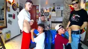 Orgía caliente en grupo con camboys