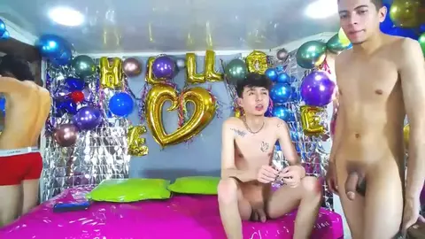 Show porno caliente de camboy en cámara