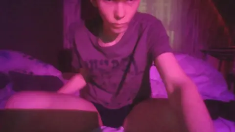 Modelo porno twink sweetboy en show sexy en vivo