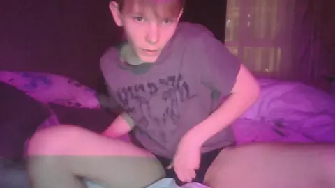 Modelo porno twink sweetboy en show sexy en vivo