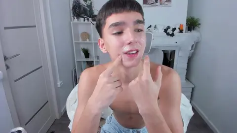 YamiTwink, geiler Twink vor der Cam