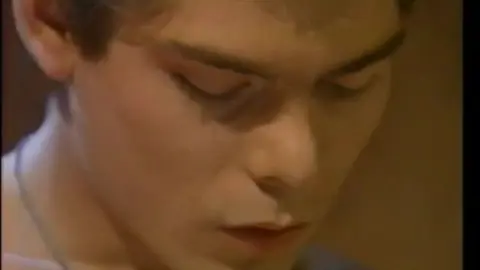 He-Devils, demonios bien machos calientes