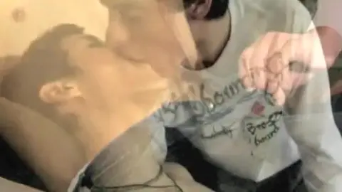 Jeunes Argentins qui baisent 013