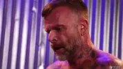 Kyle Michaels y Greg Hollywood – Playthings Escena 2