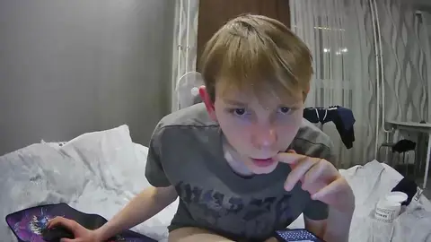 sexy porn camboy show twink sweetboy