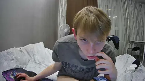 sexy porn camboy show twink sweetboy