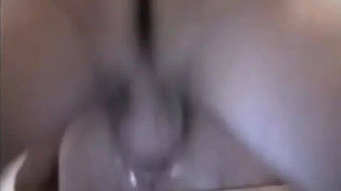 cara jovem transando com maduro gay amador