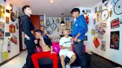 Twinks latinos e camboys em sexo em grupo