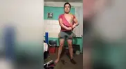 Jesus en boxer jalandose el pene avienta semen #106