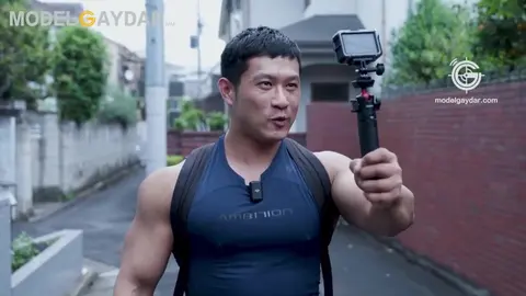 GDSM-001 -Piss Lover Drinks It All at Public Toilet