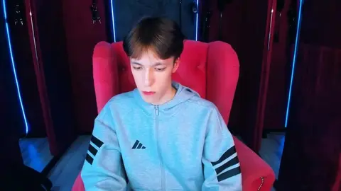 naughty porn sexy twink marbranston show