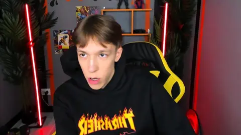 sexy hot twinks show home markbranston