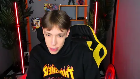 sexy hot twinks show home markbranston