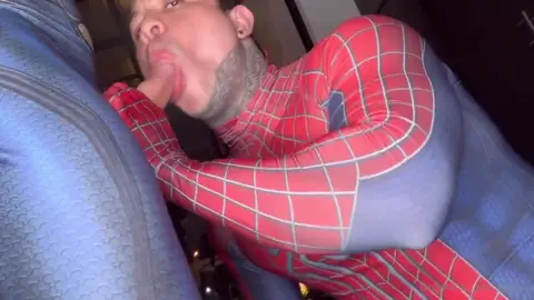 Spiderman gets trapped by Superman