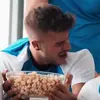 Comendo o amigo durante o Jogo