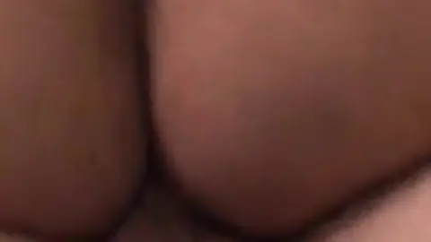 Dois amigos se comendo