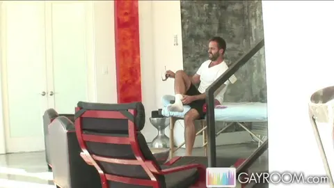 Tyler Saint et Dodger Wolf - Oily Cock Meat