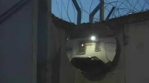 locked up legendado portugues