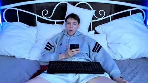 sex porn twink show camboy markbranston 2