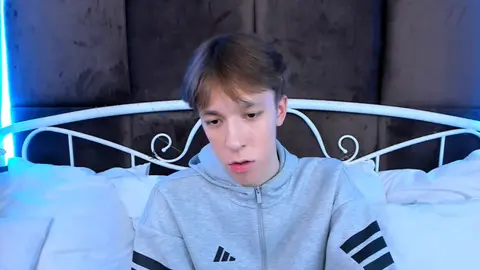 sex hot twink show camboy markbranston