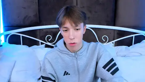 sex hot twink show camboy markbranston