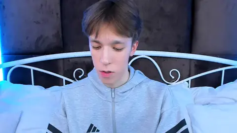 sex hot twink show camboy markbranston