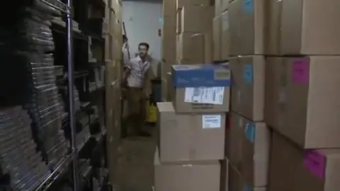 Jonathan Agassi Goes Raw