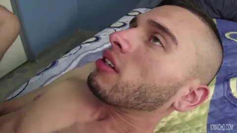 Latinos Mar and Vero Bareback