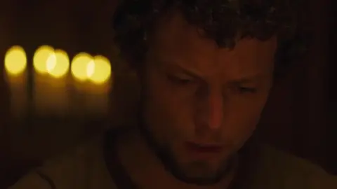 Saint Narcisse Dublado