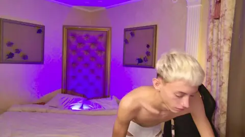 Sexy Twink im Cam-Porno mit LeonLure