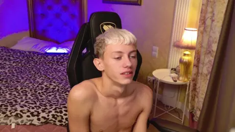 Show cam porno sexy con LeonLure