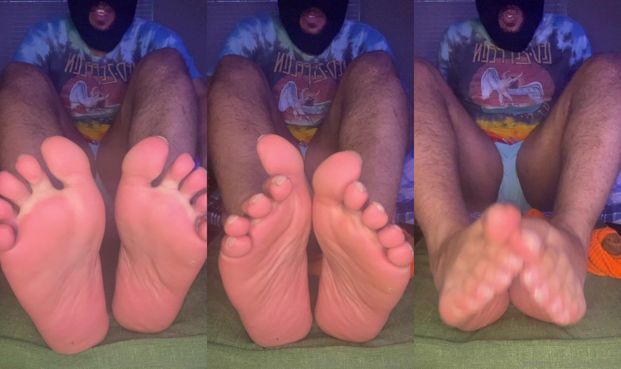 gay feet 15