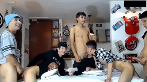Sexo em grupo com amigos: twinks e camboys