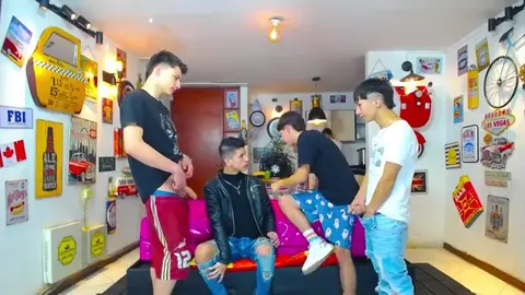 Sexy Orgie mit Twinks und Cam Boys