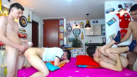 porn sexy group friends orgie show tube